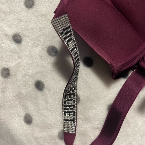 Victorias Secret Rhinestone Bombshell Bra - Picture 3 of 5